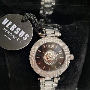 Versus Versace ladies watch. Silver tone.